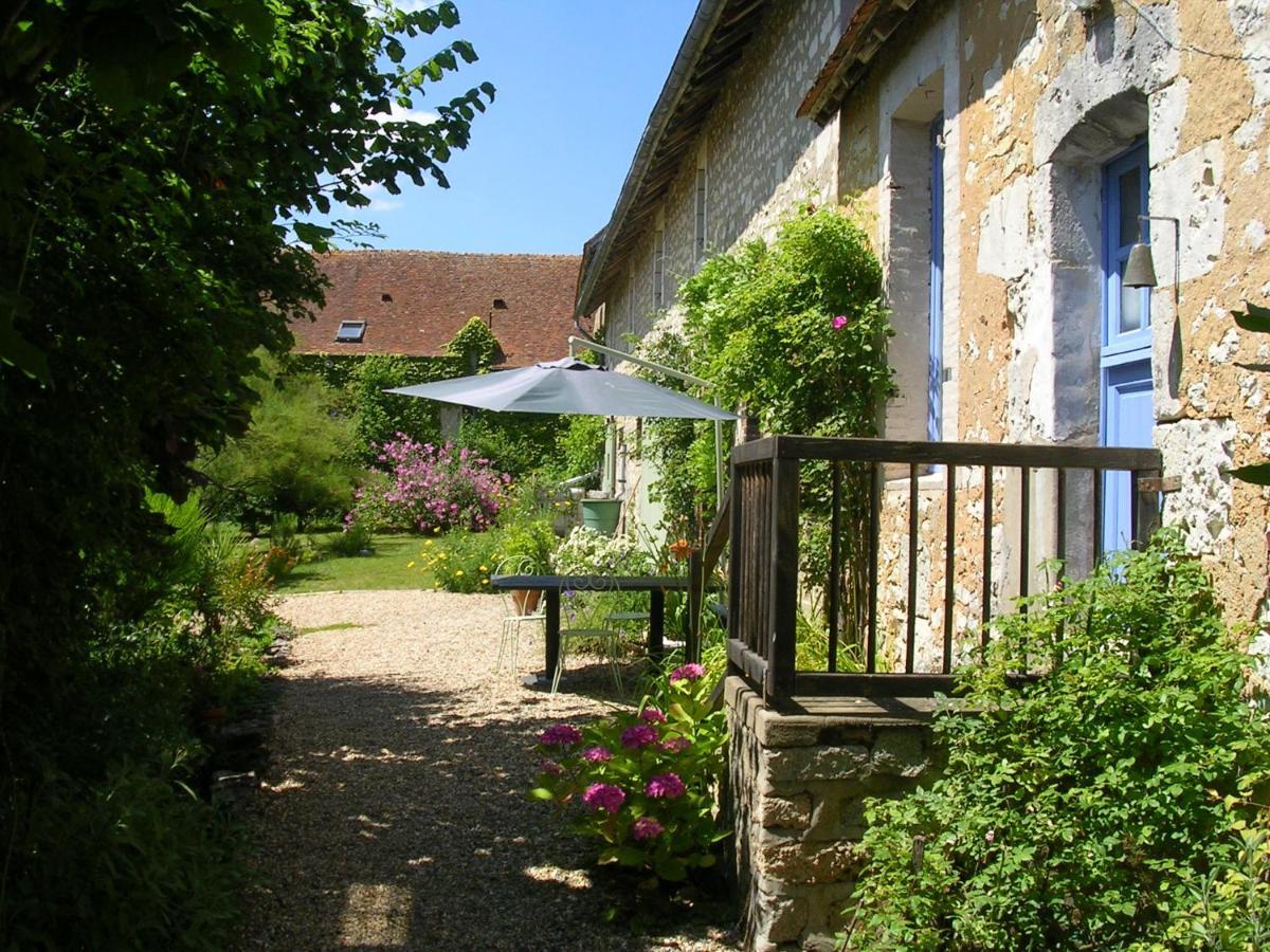 Bed and Breakfast La Maison Des Aubees Rémalard Exterior foto